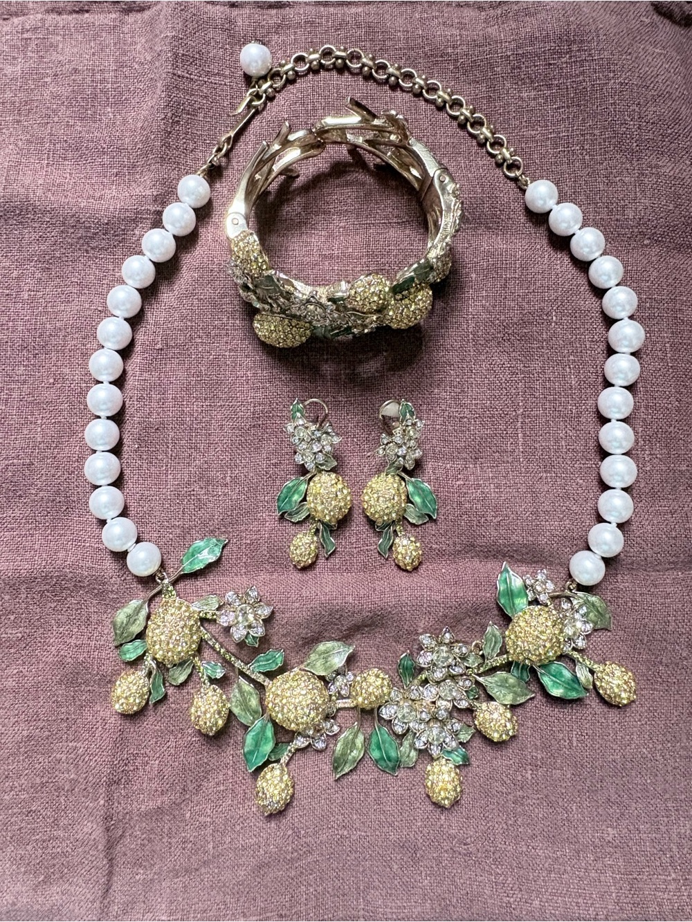 Heidi Daus Lemon Blossoms Crystal Necklace Bracelet Pierced Earrings Set